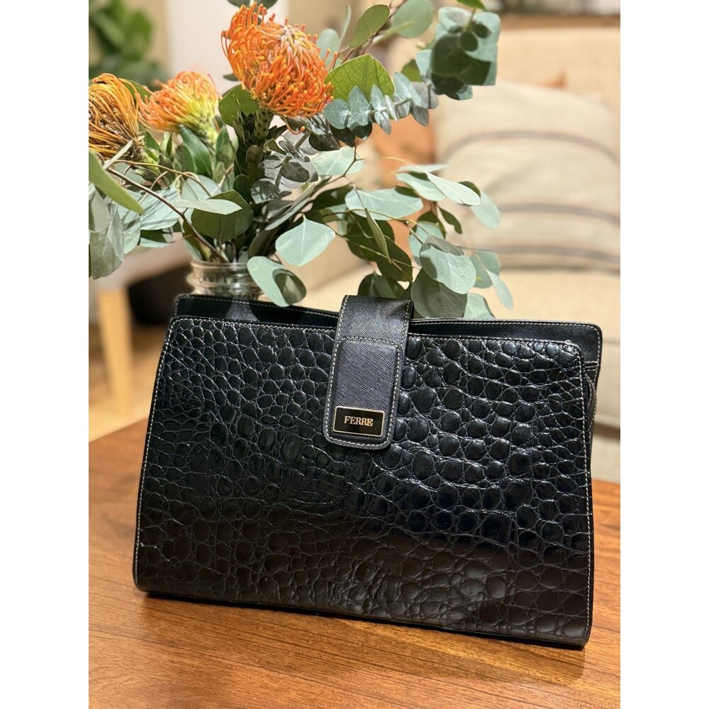 GIANFRANCO FERREβ Black Leather Clutch Embossed Crocodile Quiet Luxury Italian